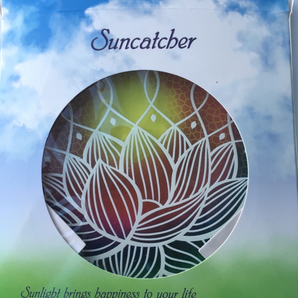 ⭐️Lotus Suncatcher 🌻 - Picture 3 of 4